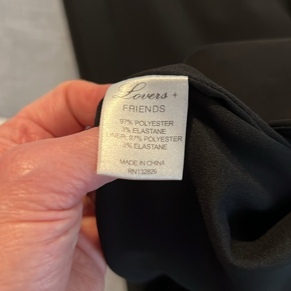 Lovers + Friebds wide pants never worn with side slit. - Picture 3 of 6